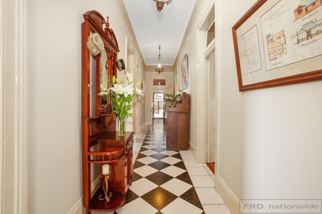 45 High Street EAST MAITLAND 18