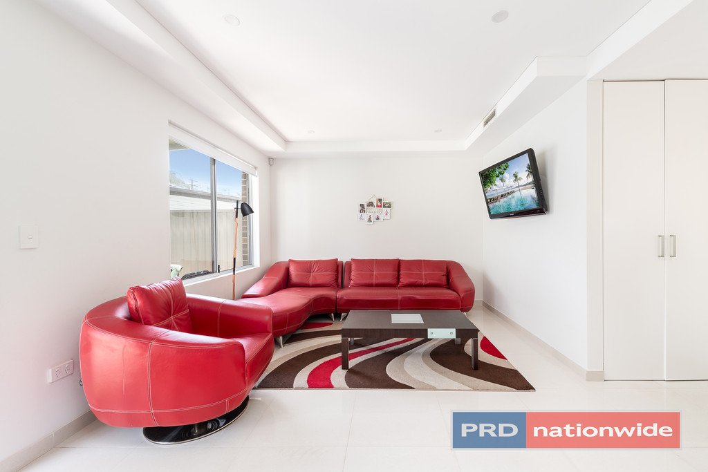 45 Hodgkinson Crescent PANANIA 3