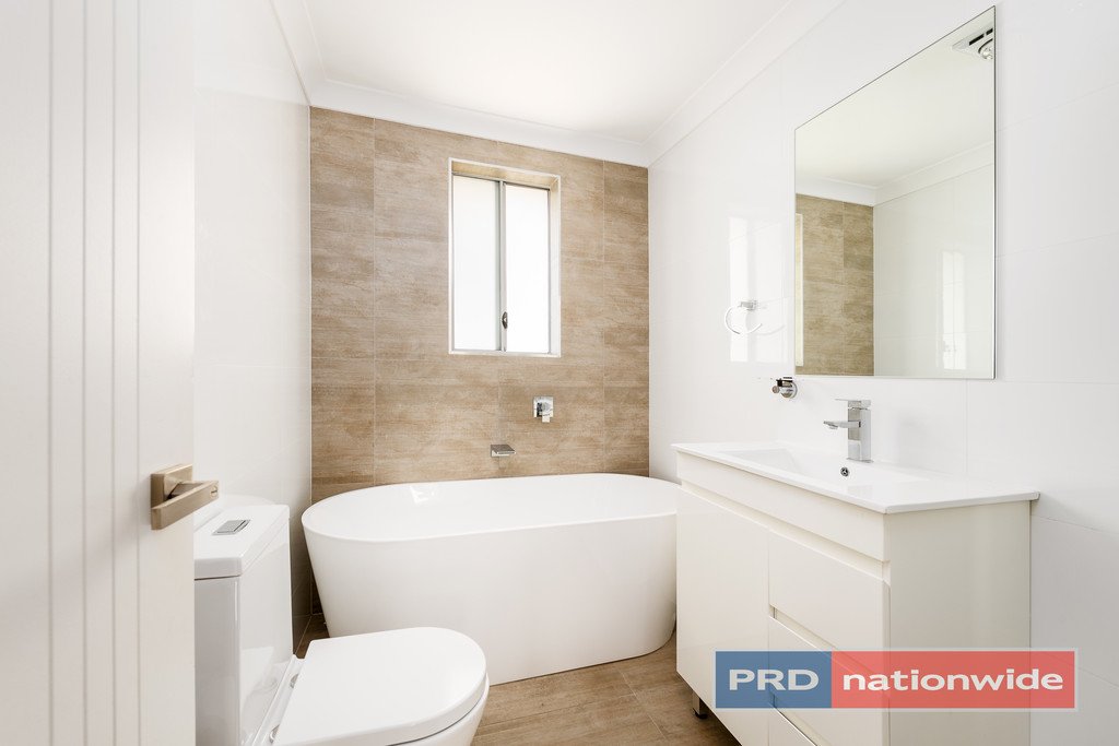 45 Hodgkinson Crescent PANANIA 7