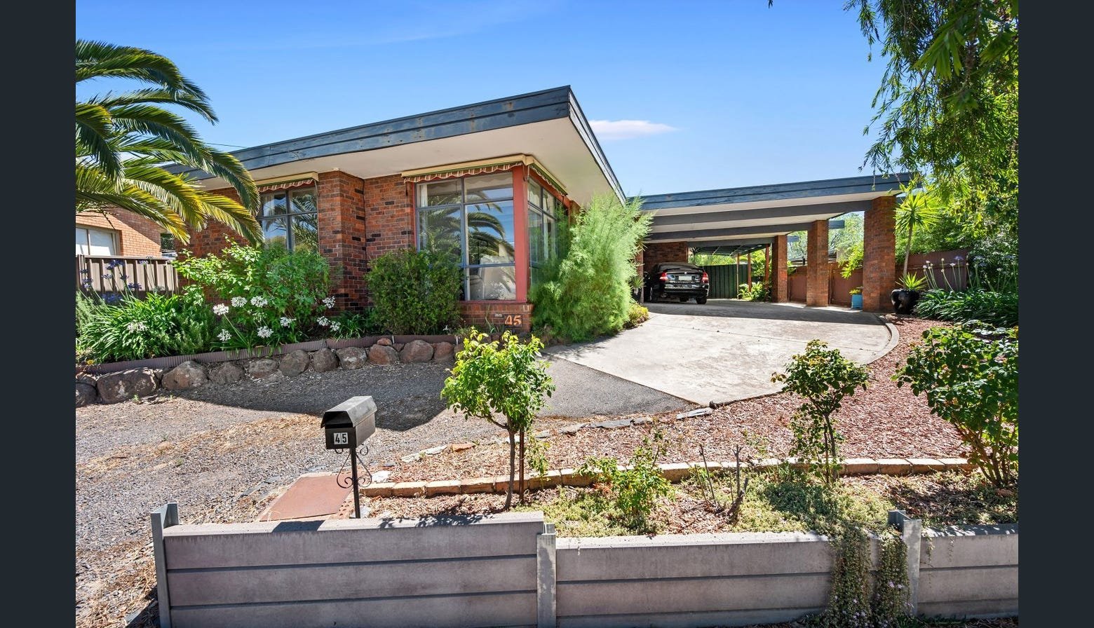 Gallery: 45 Holmes Rd