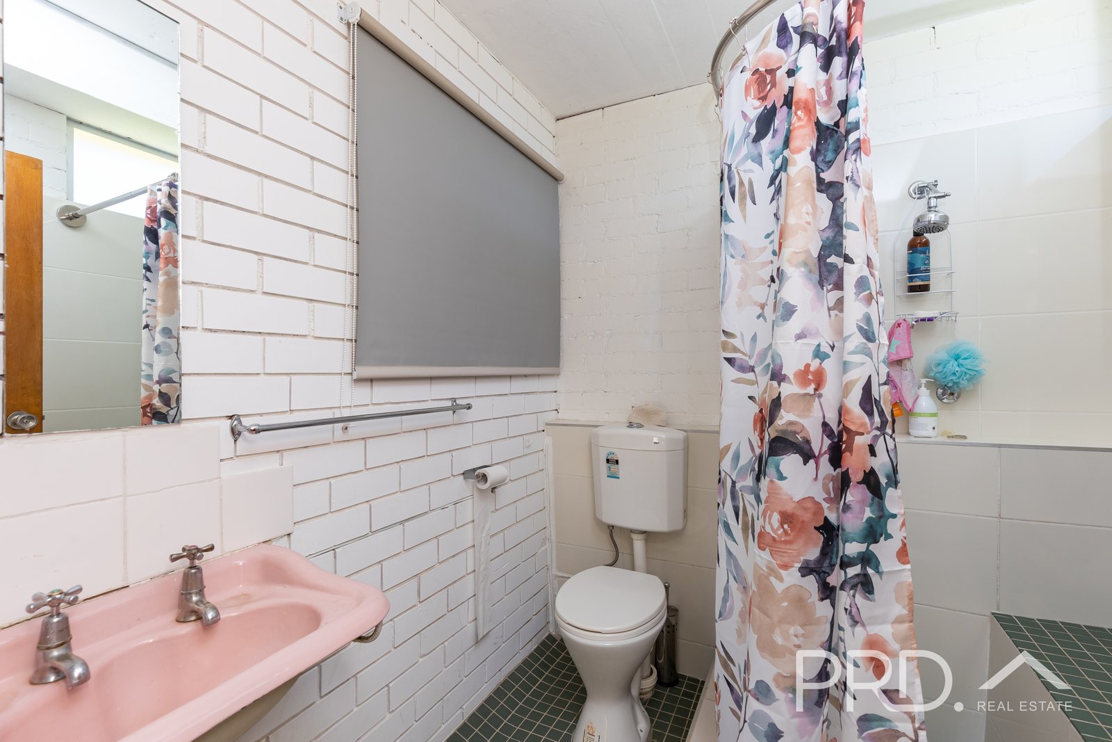 45 Howick Street TUMUT 16