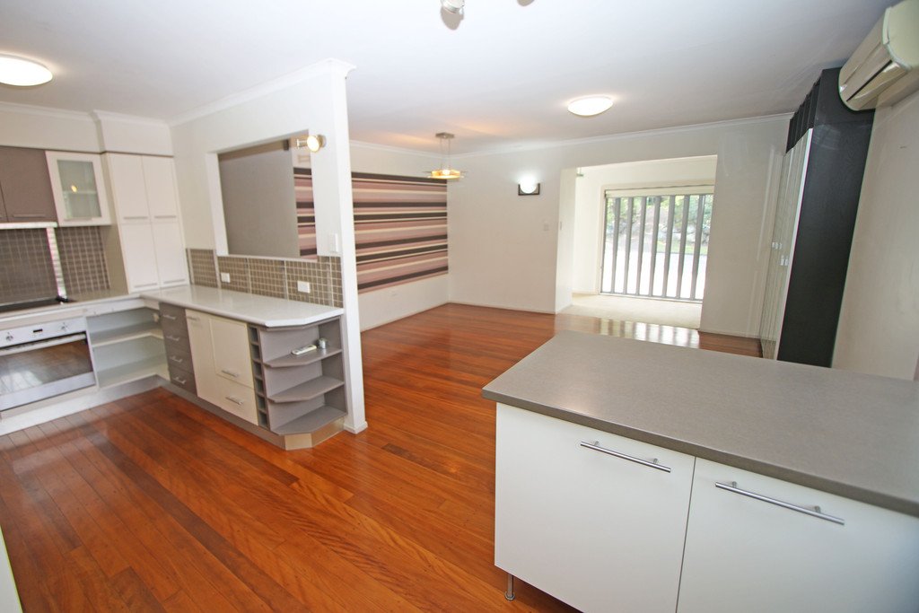 45 Kinarra Street ASHMORE 4
