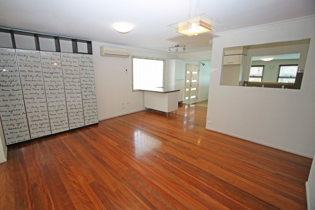45 Kinarra Street ASHMORE 5