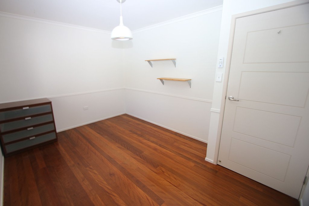 45 Kinarra Street ASHMORE 11