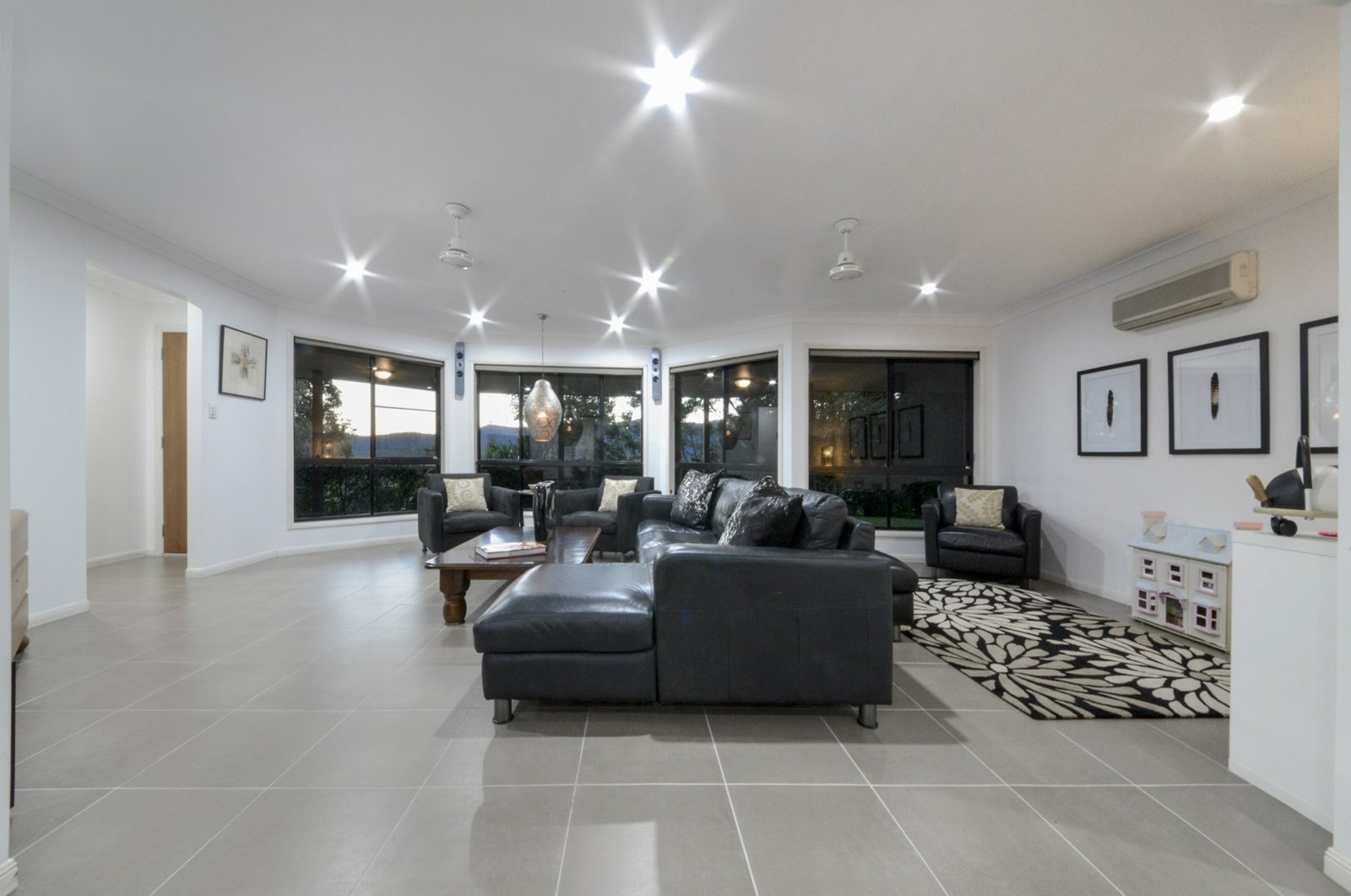 45 Kookaburra Drive CANNONVALE 6