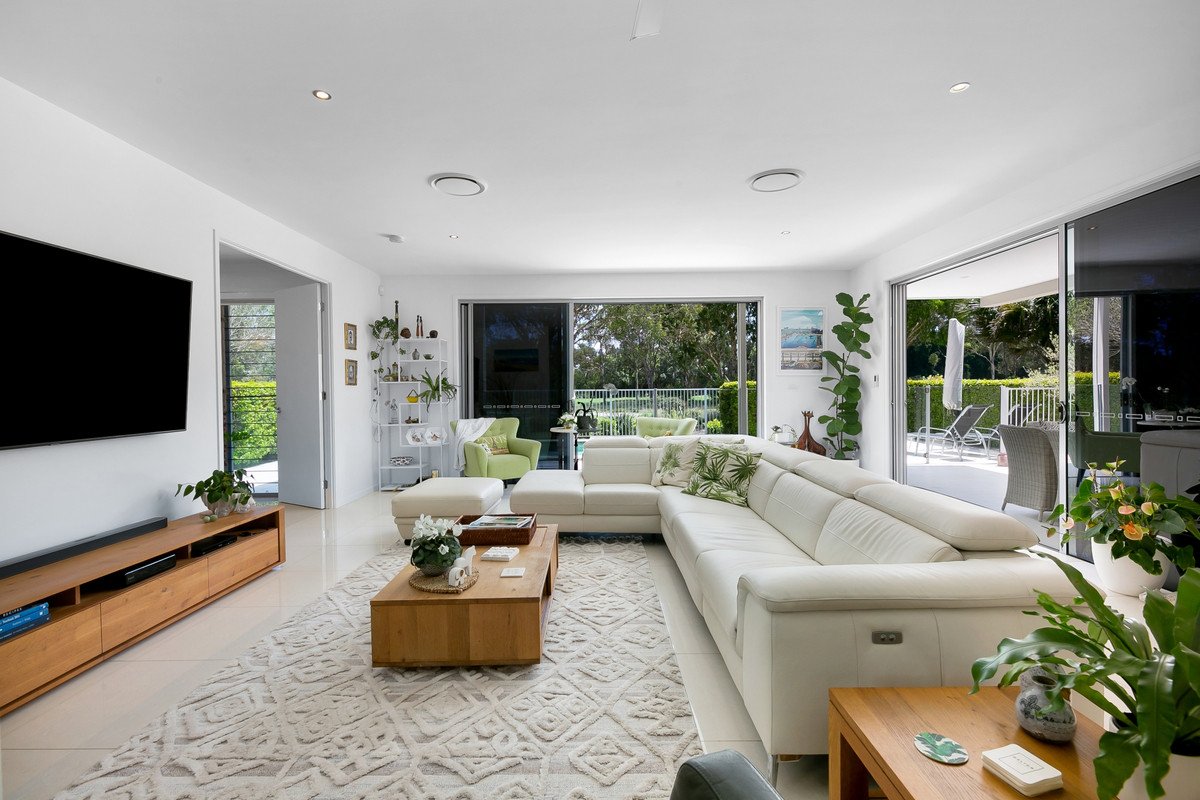 45 Lakelands Drive Merrimac 1