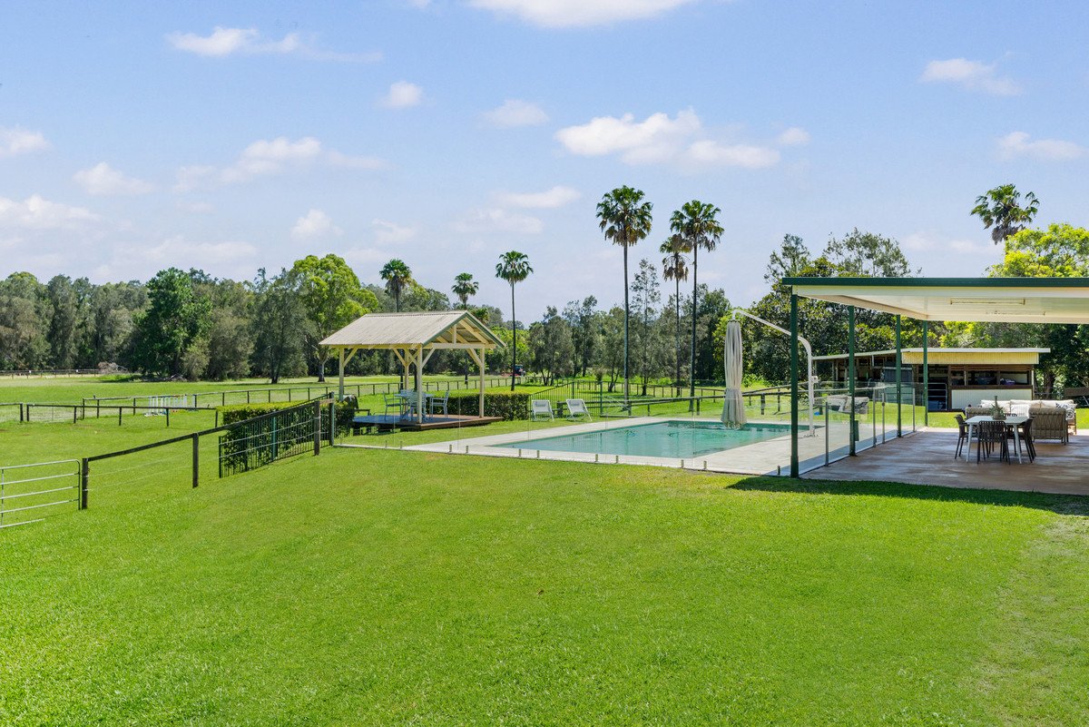 45 Larch Street Tallebudgera 1