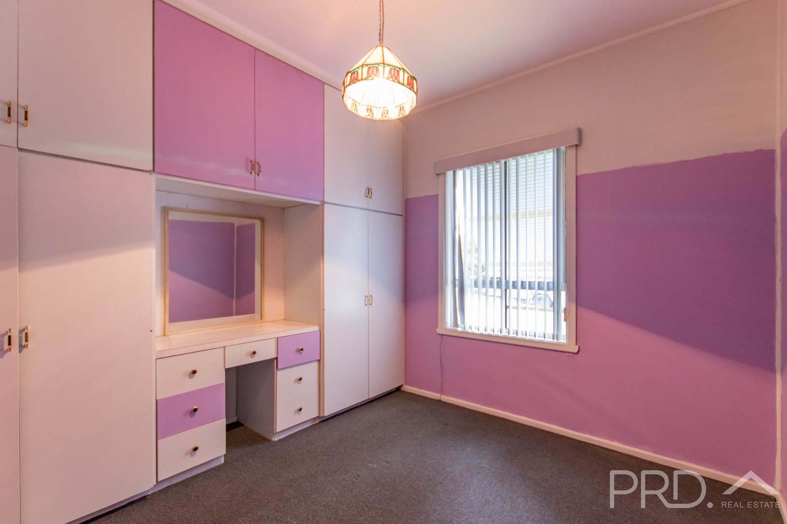 45 Lockhart Street ADELONG 8