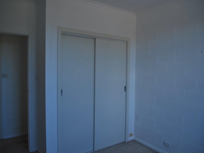 4/5 Luttrell Avenue BELLERIVE 9