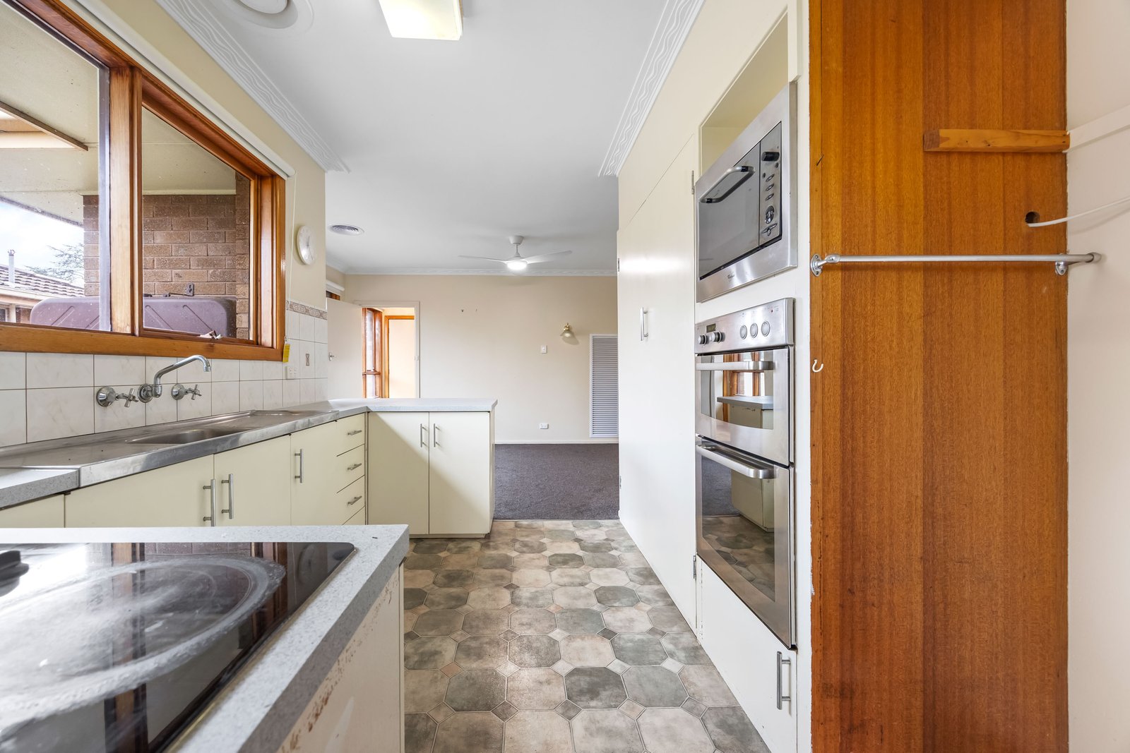 Gallery: 45 Marie Cres