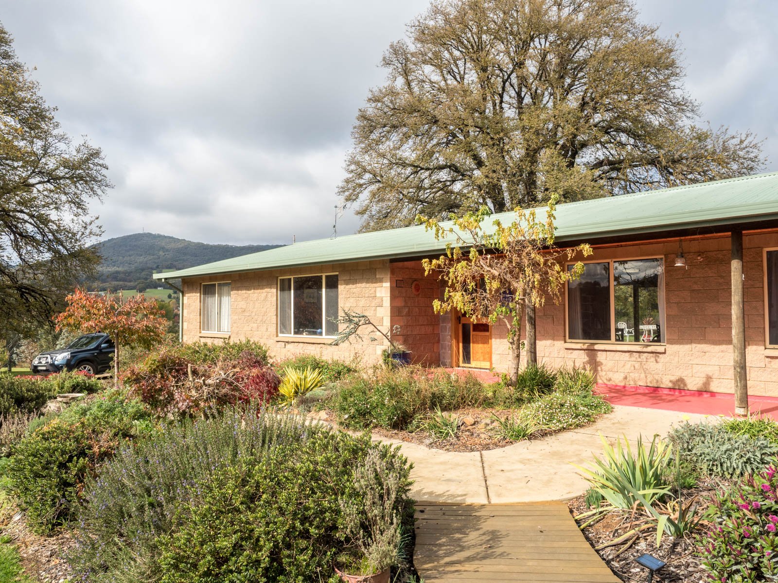 45 Mate Street TUMBARUMBA 1