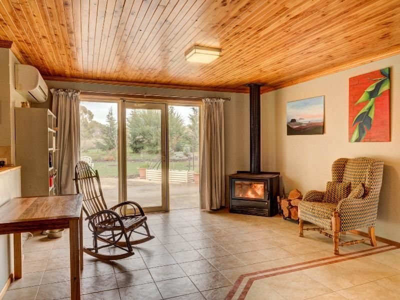 45 Mate Street TUMBARUMBA 4