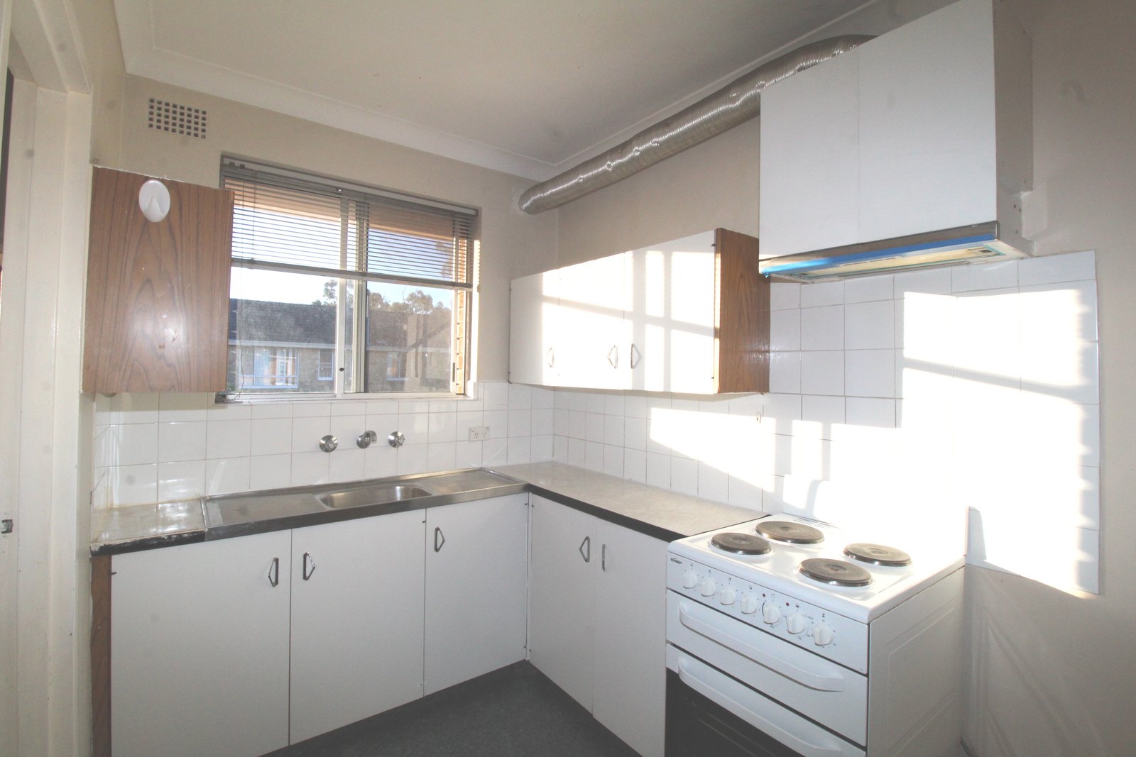 4/5 McCourt Street WILEY PARK 4