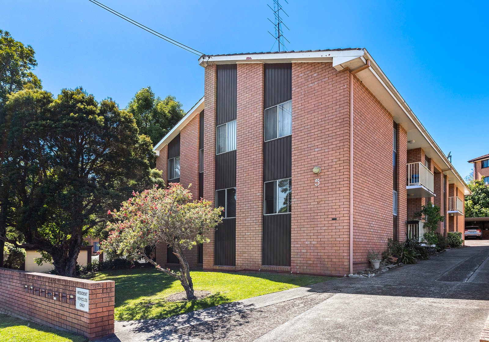 4/5 Mercury Street WOLLONGONG 7