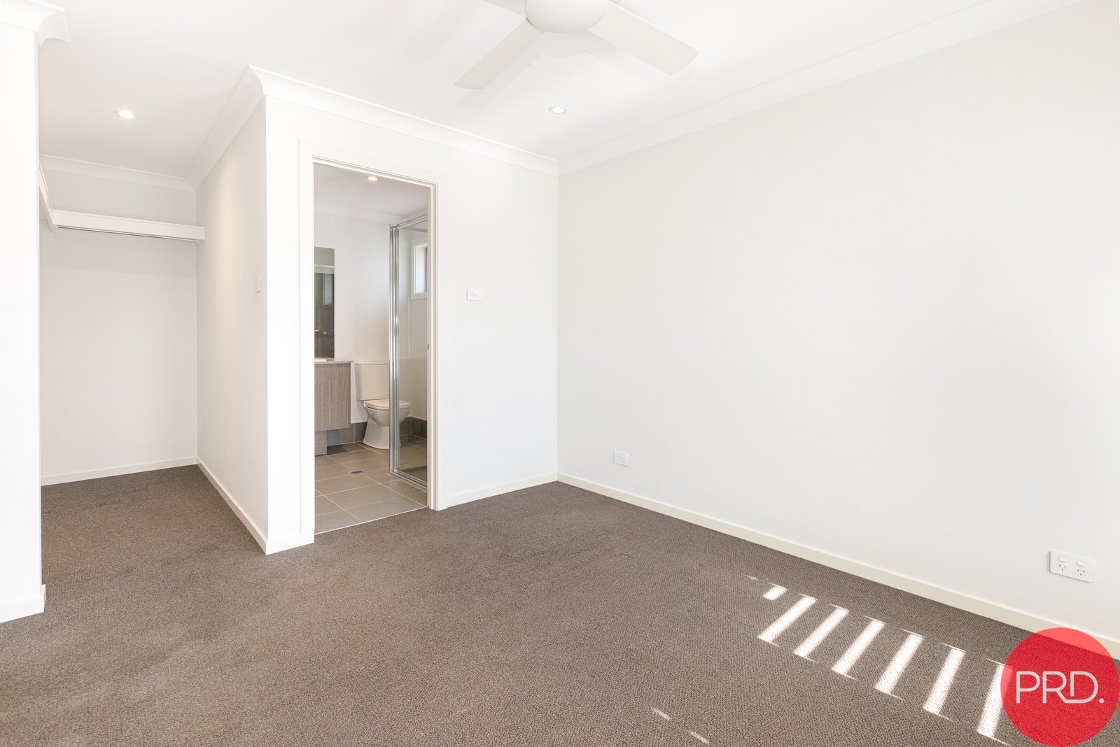 45 Moran Parkway NORTH ROTHBURY 12