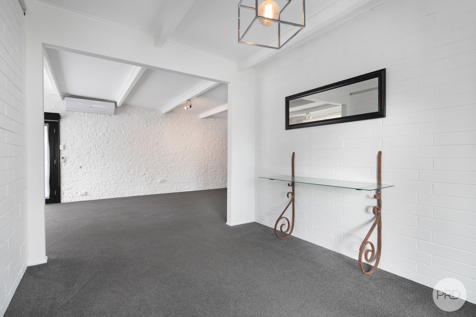 4/5 Munro Street ALFREDTON 4