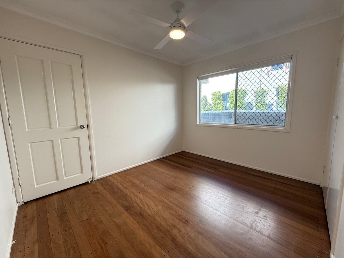 45 Nobby Parade MIAMI 10