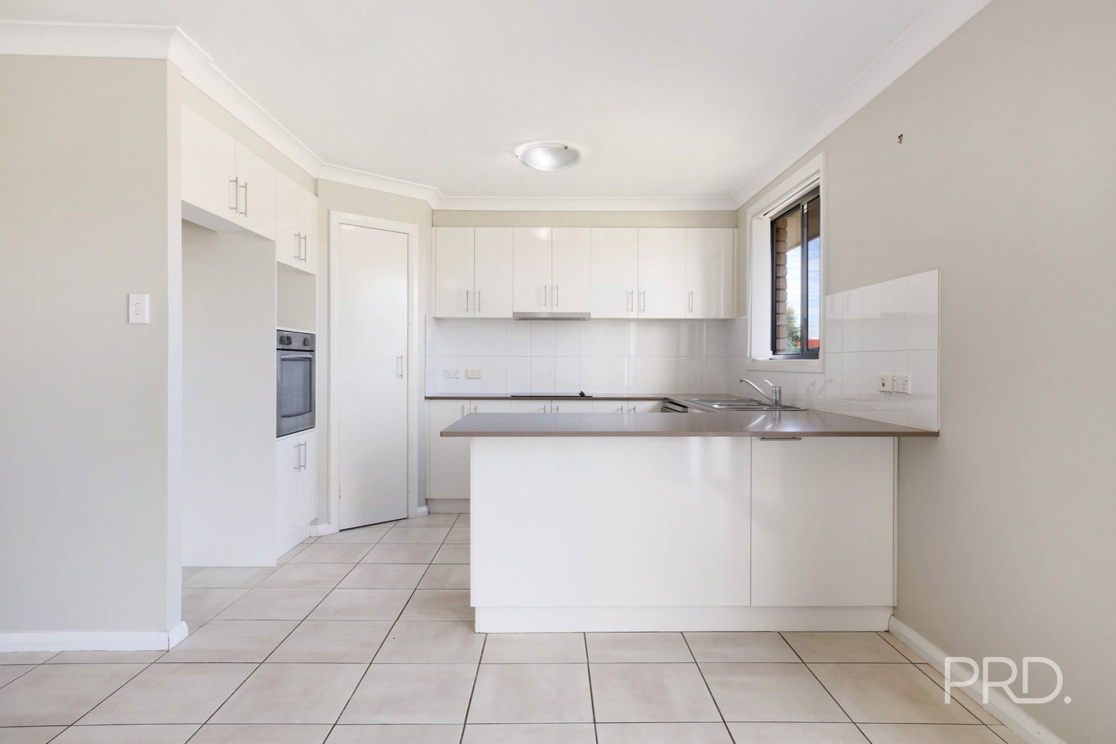 45 Orley Drive TAMWORTH 5