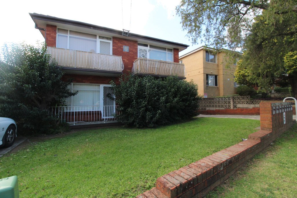 4/5 Parry Avenue NARWEE 9