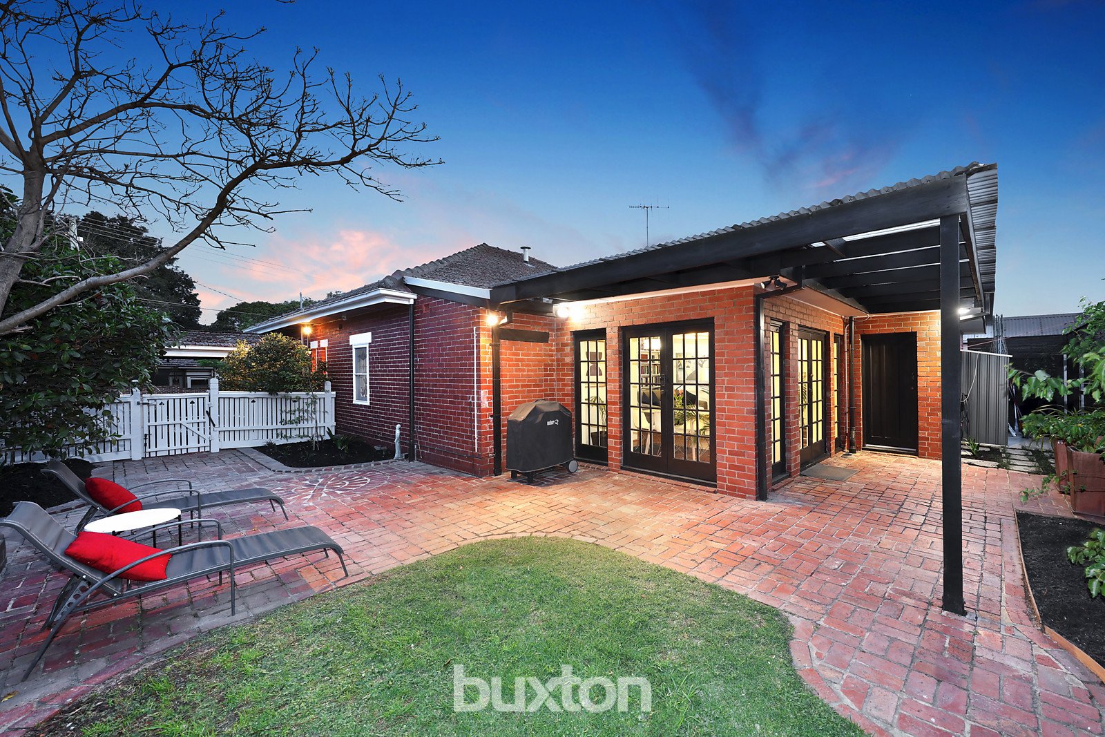 Gallery: 45 Queen Street