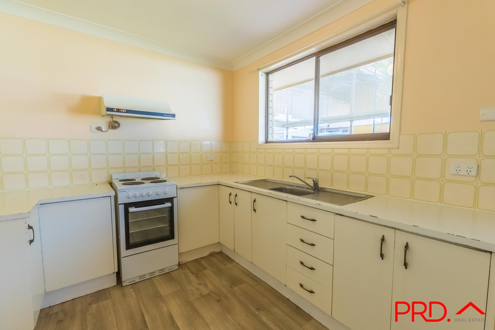 45 Quinn Street TAMWORTH 7