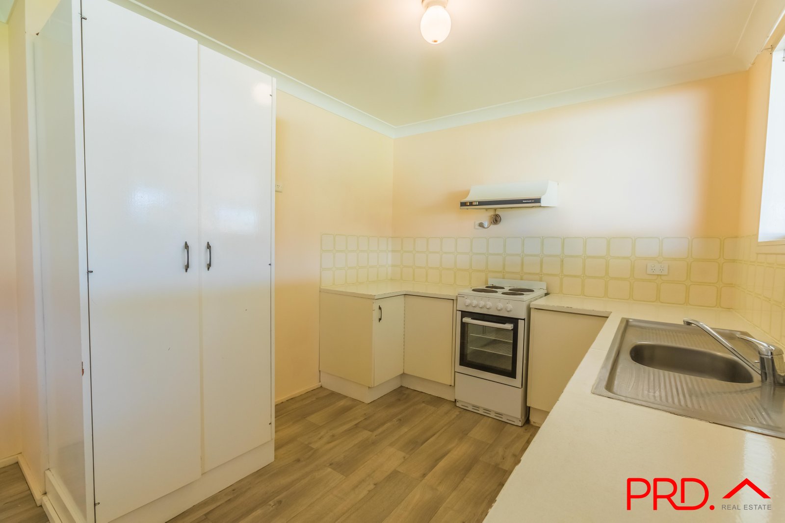 45 Quinn Street TAMWORTH 8