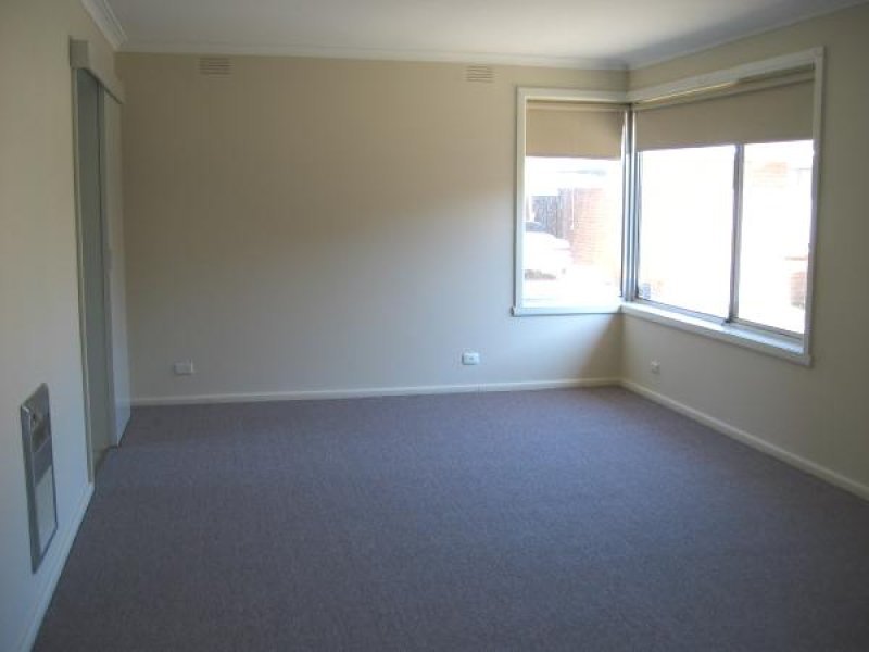 Gallery: 4/5 Radcliff Avenue