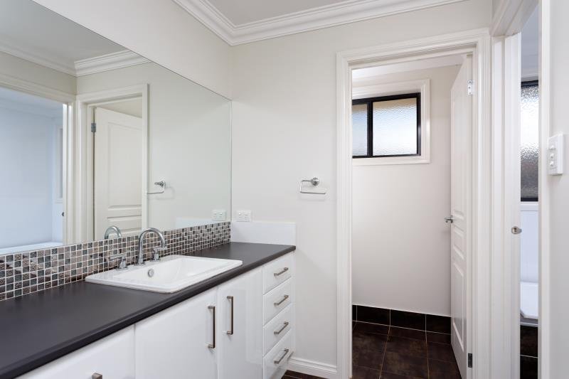 45 Rainbow Drive ESTELLA 6