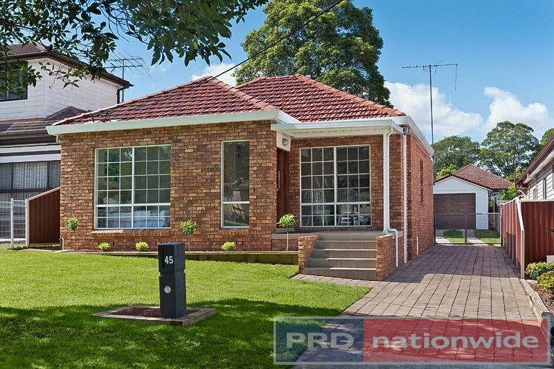 45 Raine Road REVESBY 2