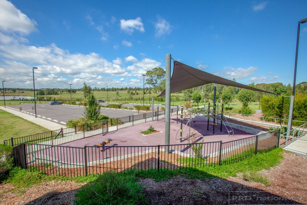 45 Redgum Circuit ABERGLASSLYN 5