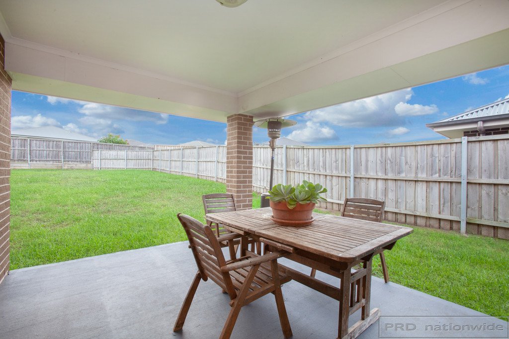 45 Redgum Circuit ABERGLASSLYN 6