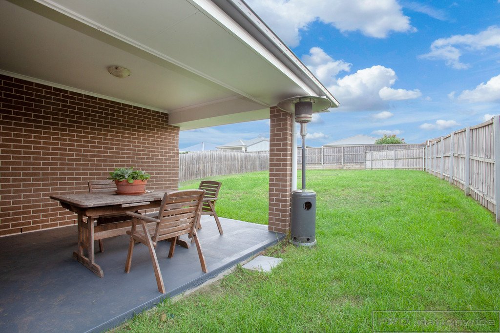 45 Redgum Circuit ABERGLASSLYN 7