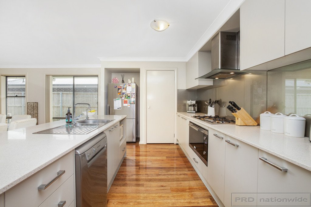 45 Redgum Circuit ABERGLASSLYN 10