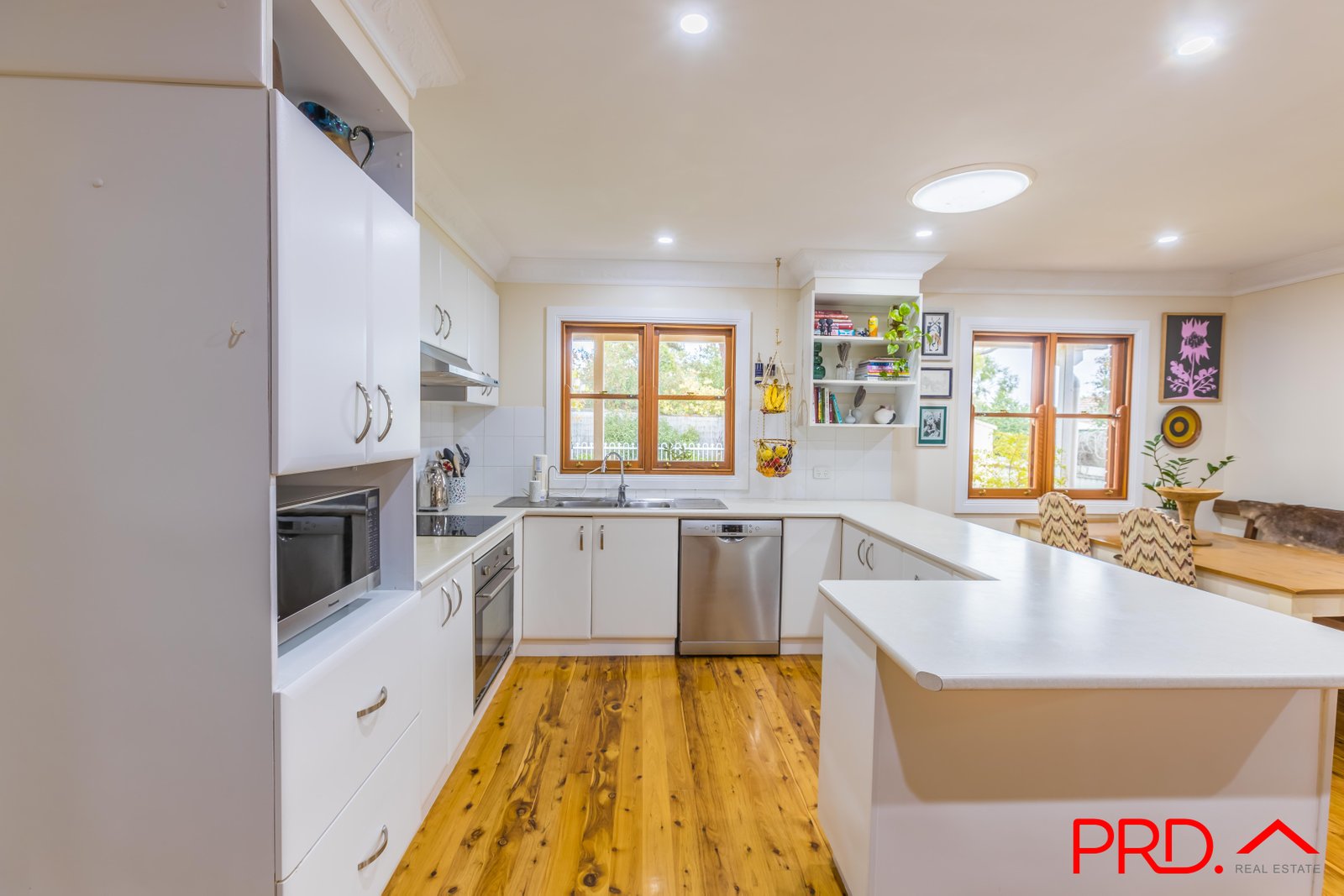 45 Roderick Street TAMWORTH 9