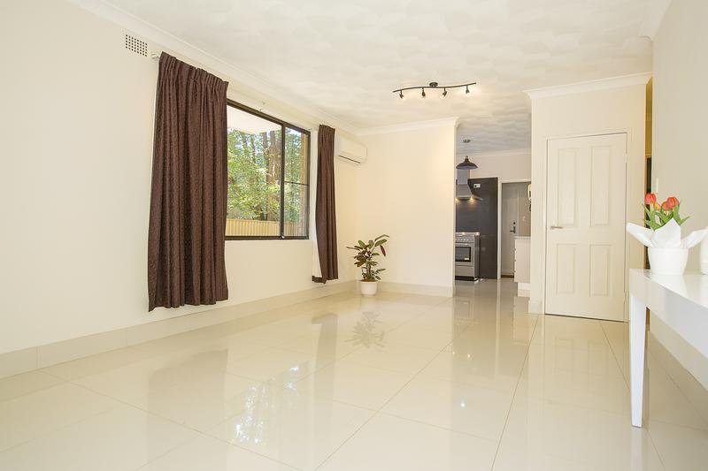 4/5 Santley Crescent KINGSWOOD 4