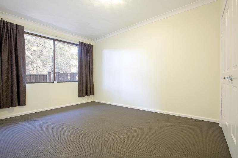 4/5 Santley Crescent KINGSWOOD 6
