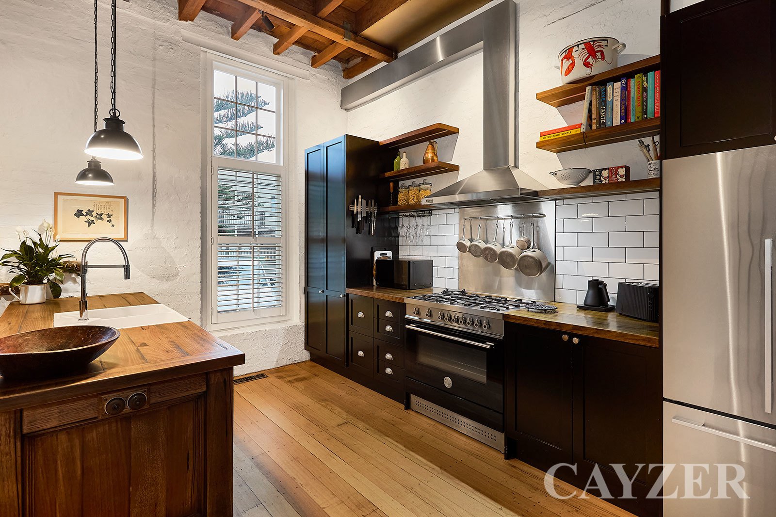 Gallery: 45 Stokes Street