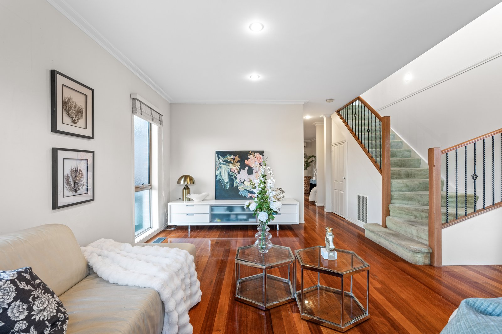 Gallery: 4/5 Sunray Court