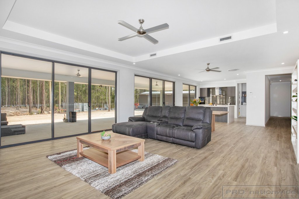 45 Timbertop Road GLEN OAK 7