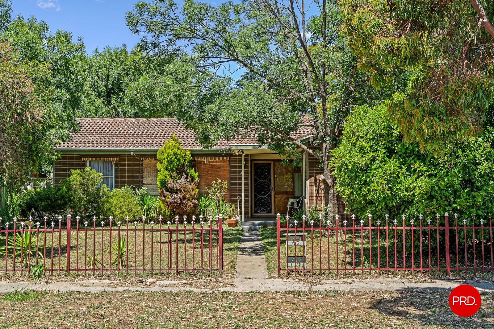 45 Truscott Avenue CALIFORNIA GULLY 1