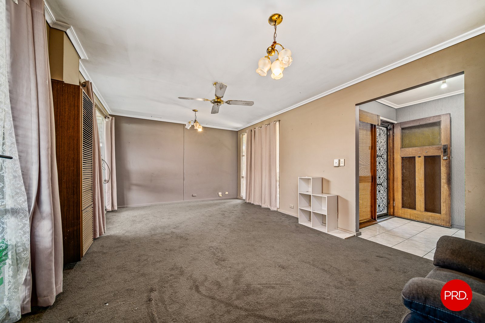 45 Truscott Avenue CALIFORNIA GULLY 2