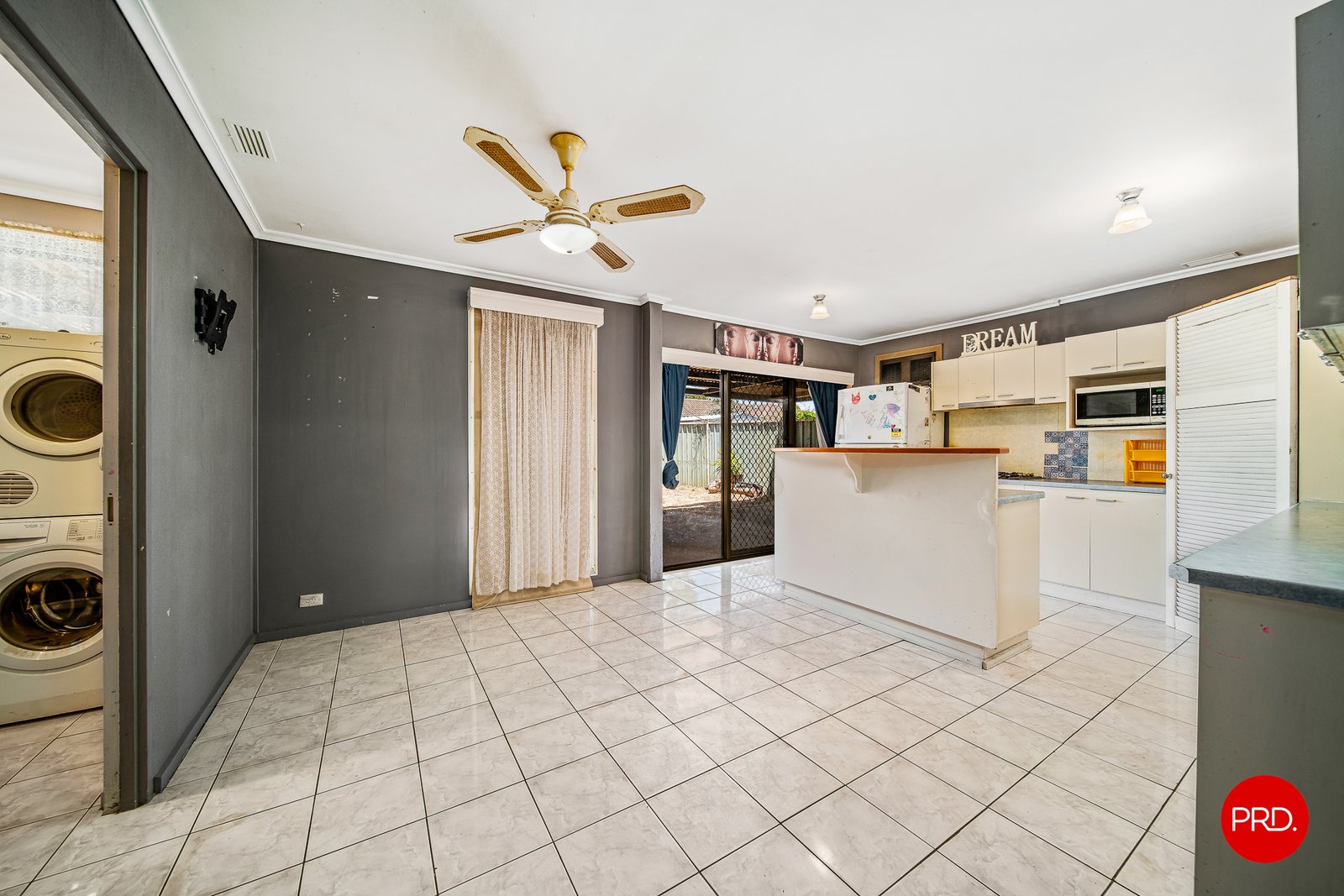 45 Truscott Avenue CALIFORNIA GULLY 3