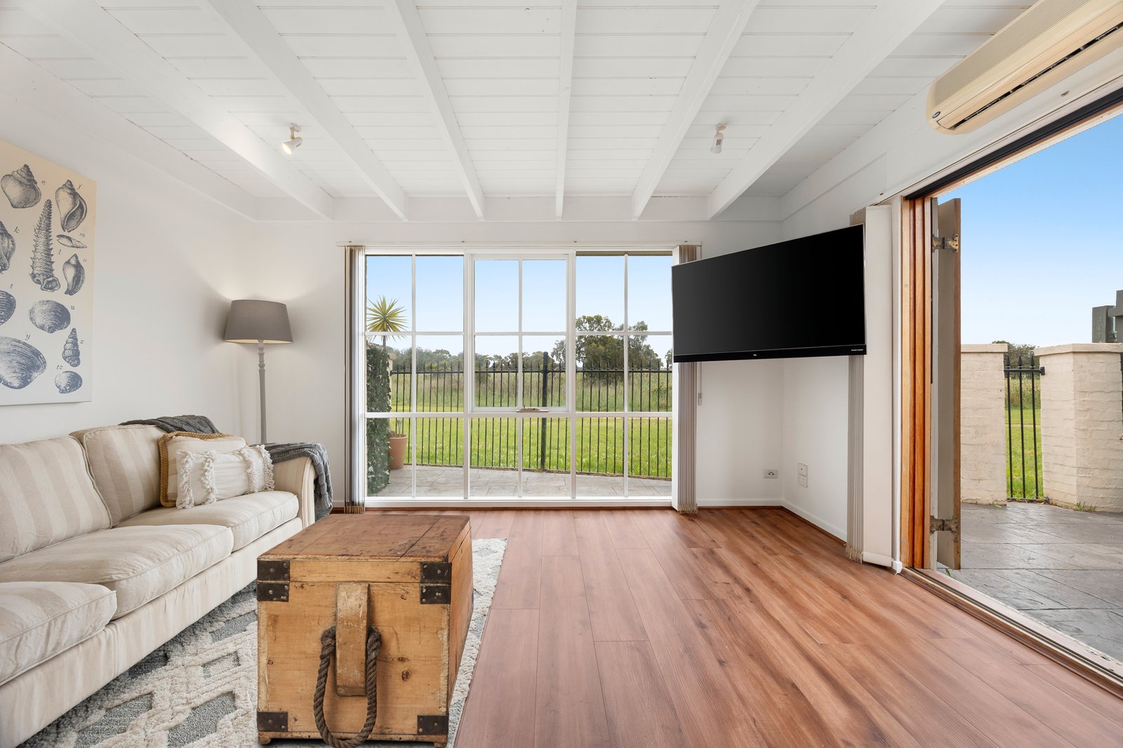 Gallery: 45 Tudor Court