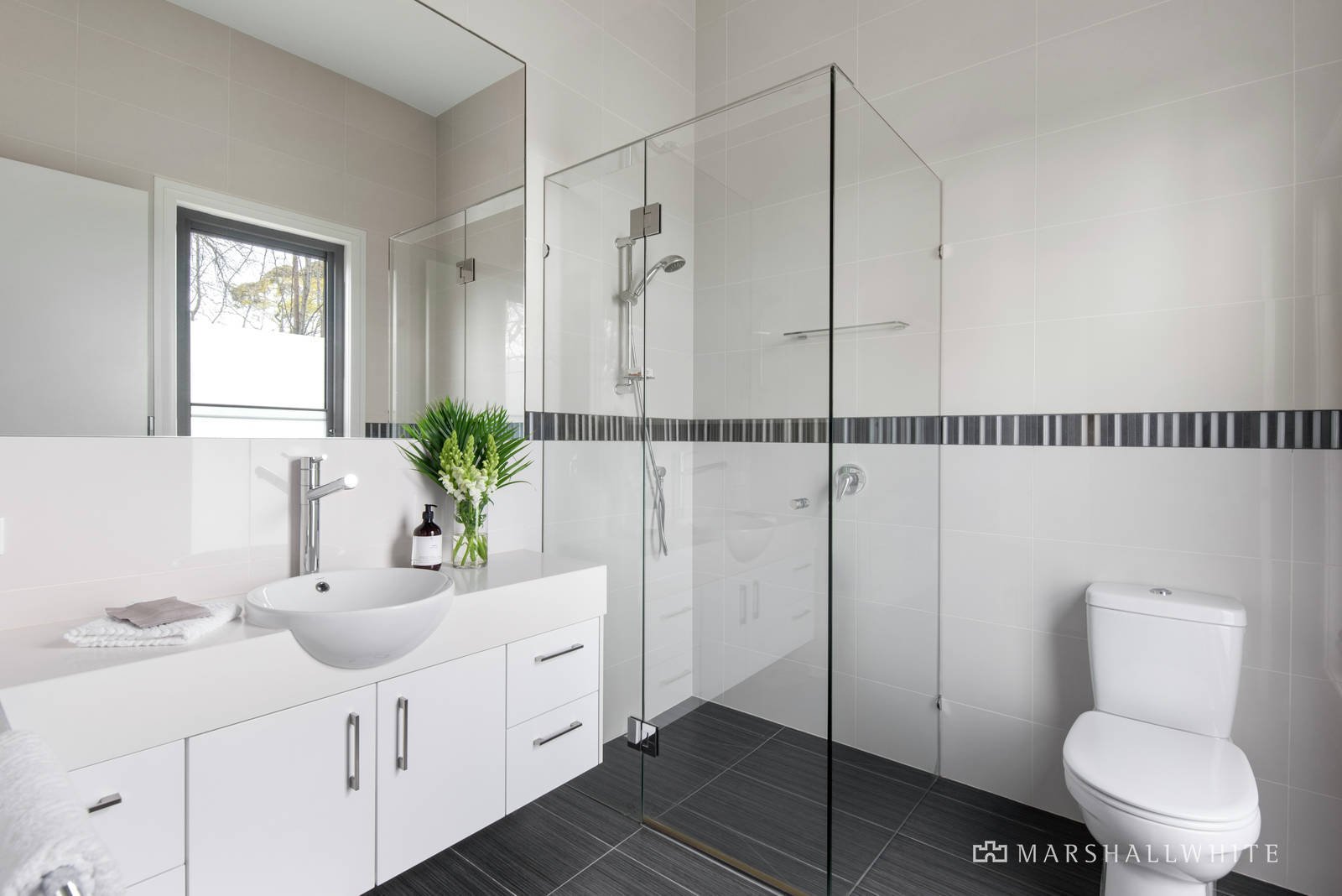 45 Valley Parade, Glen Iris, VIC