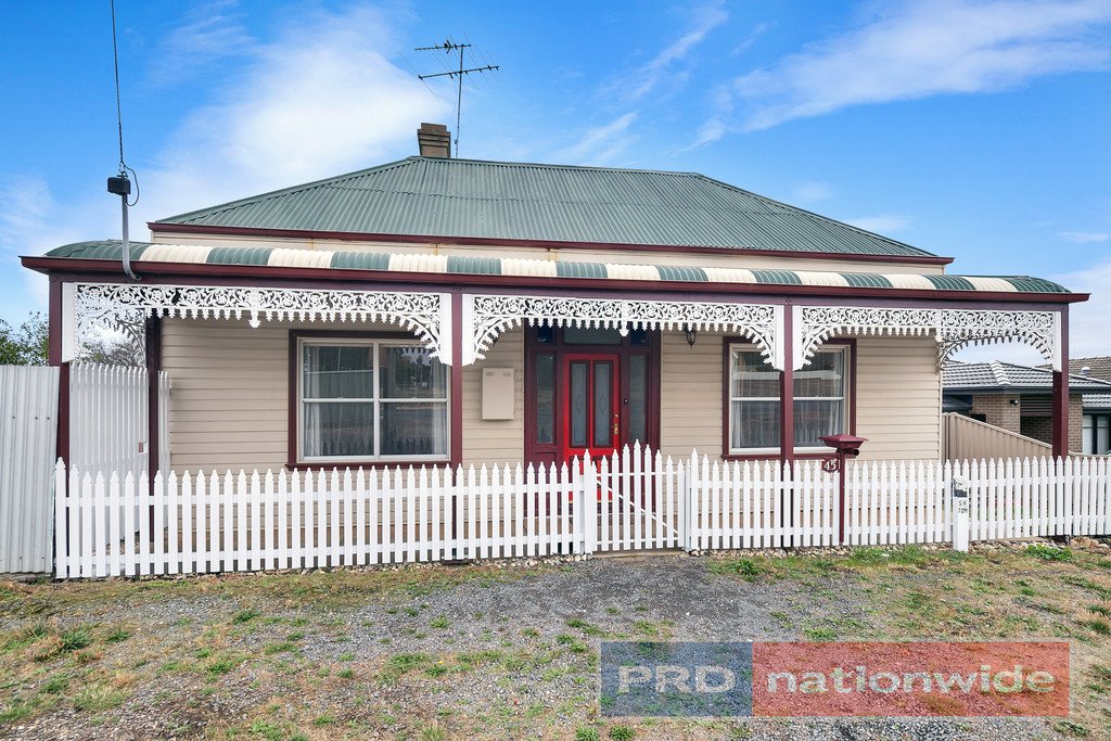 45 Victoria Street CRESWICK 1