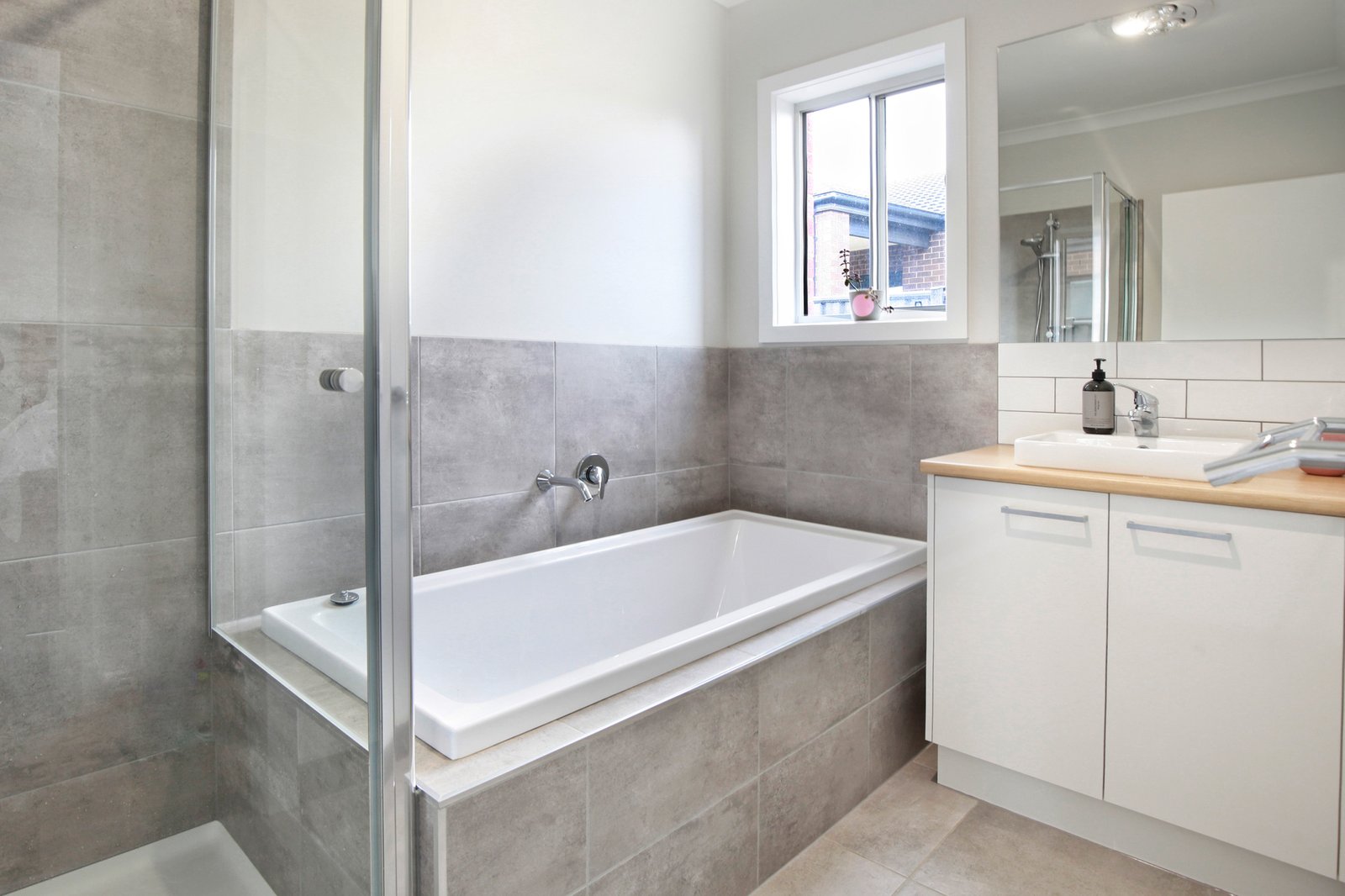 Real Estate and Property in 45 Wheatley Street, Kyneton, VIC