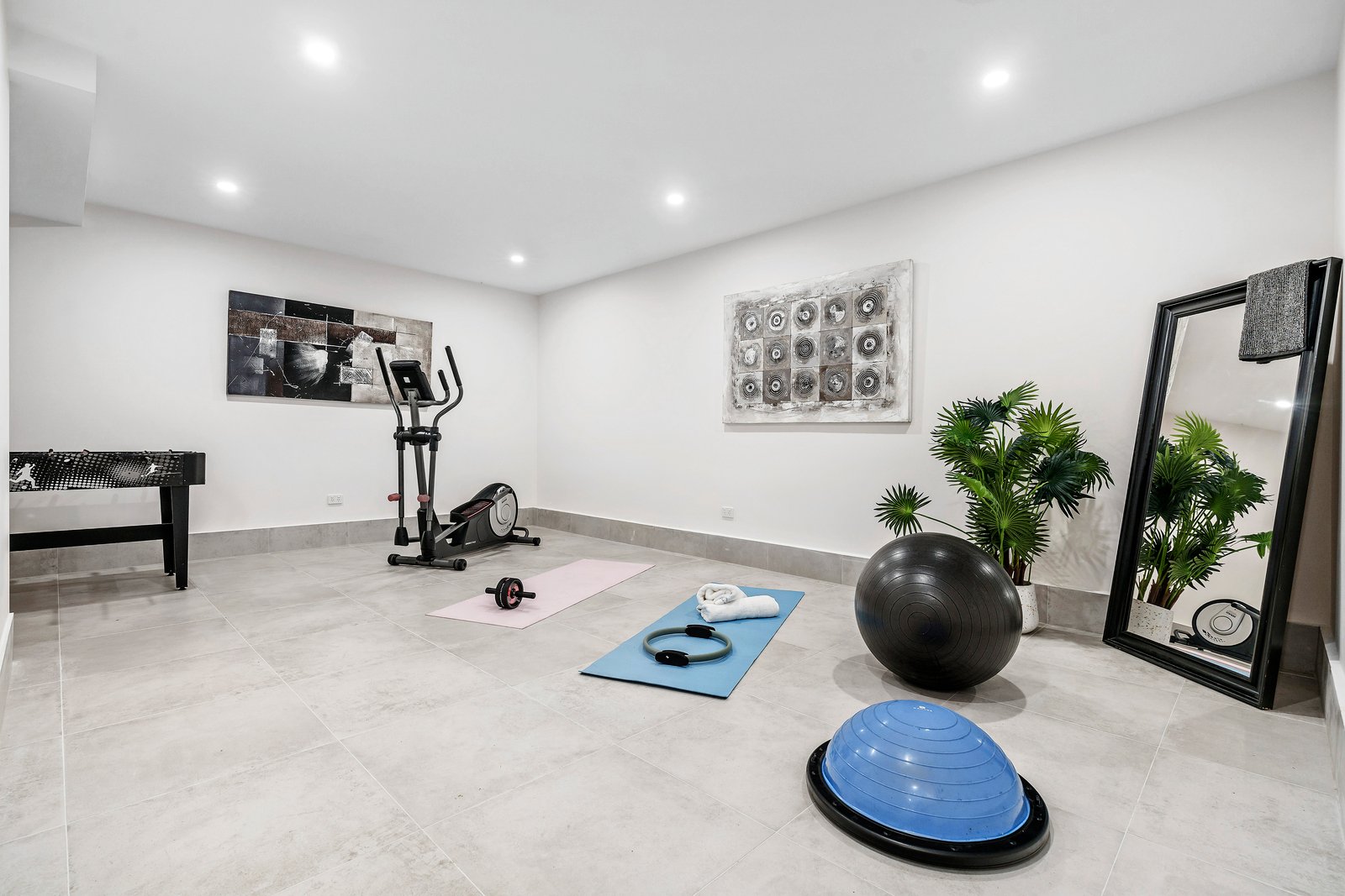 Real Estate and Property in 4/50-52 Boorool Road, Kew East, VIC