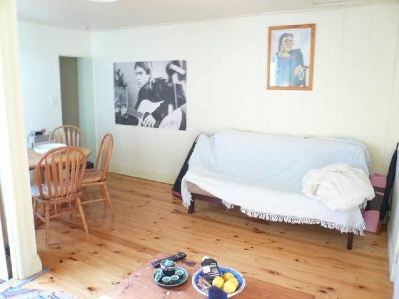 Gallery: 450 Abbotsford Street