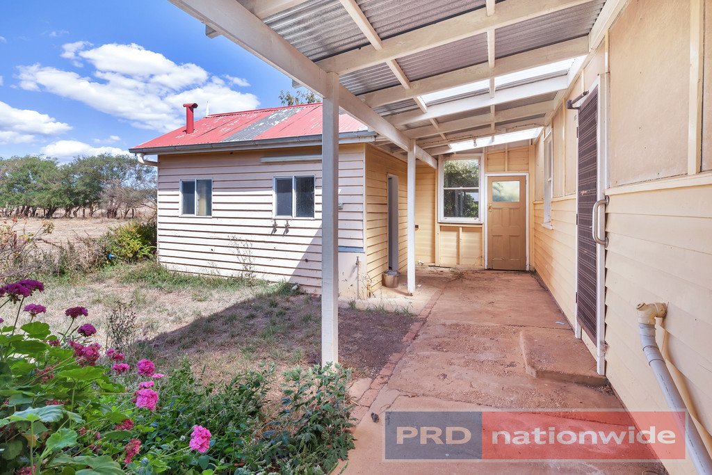 450 Kingston-Newlyn Road KINGSTON 12