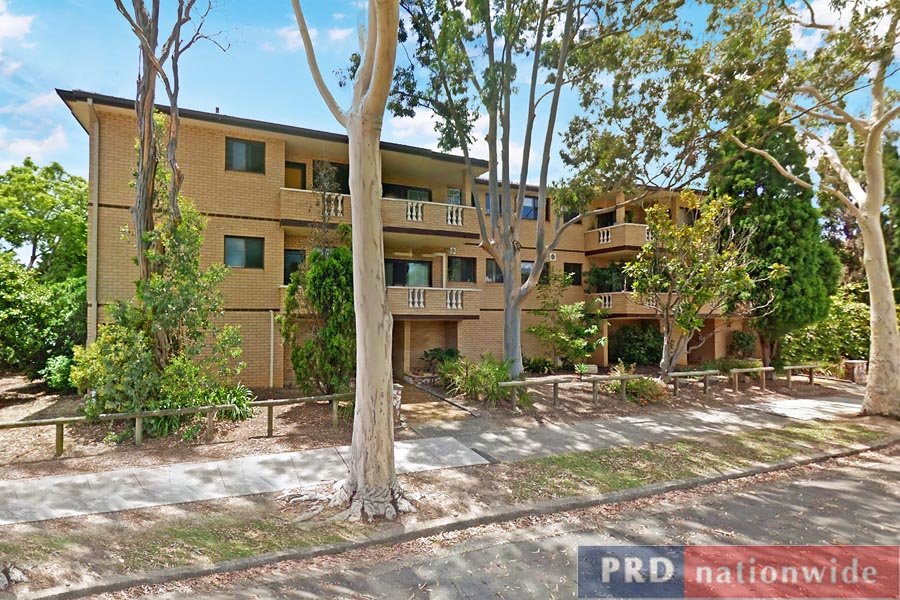 4/50 Letitia Street OATLEY 1